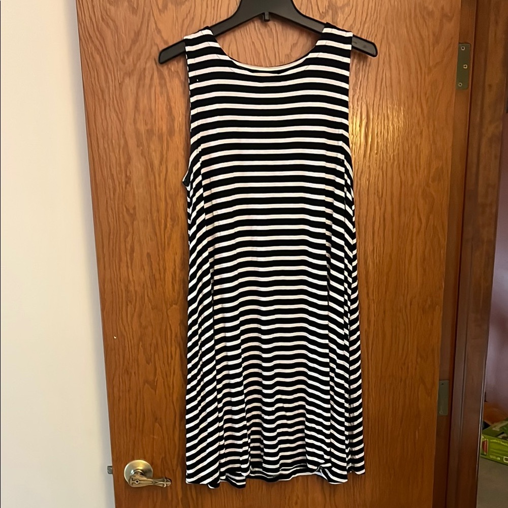 LOFT Black and White Midi Sundress Sleeveless Scoop Neck